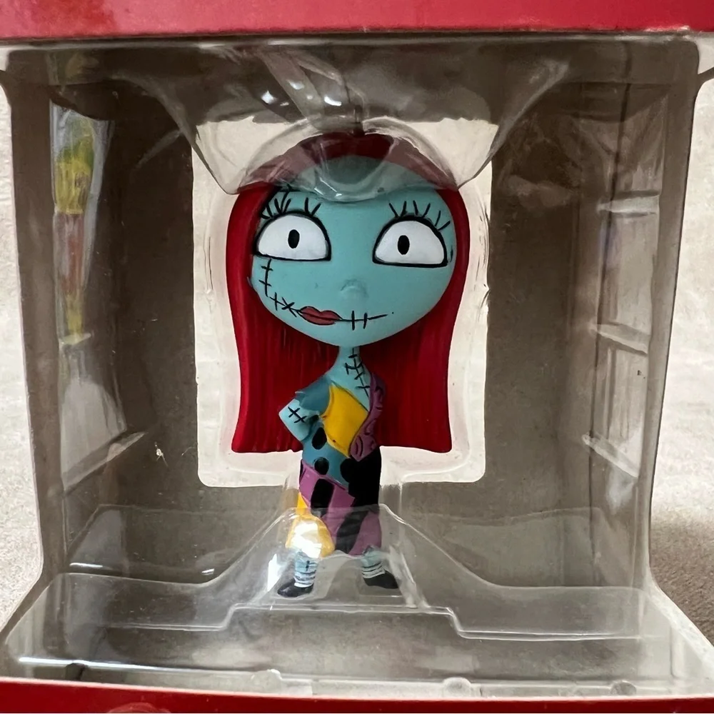 Hallmark resin figural